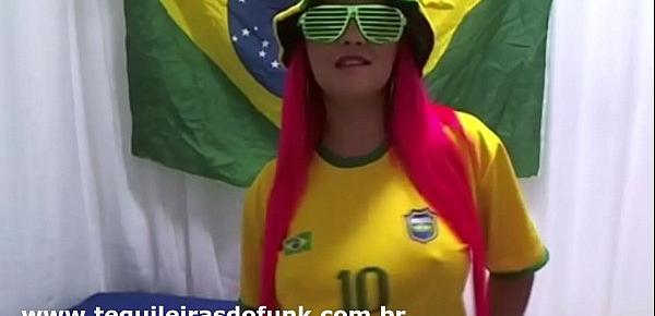  Débora Fantine Live Sexy Com Tequileira Misteriosa Gostosa na Copa